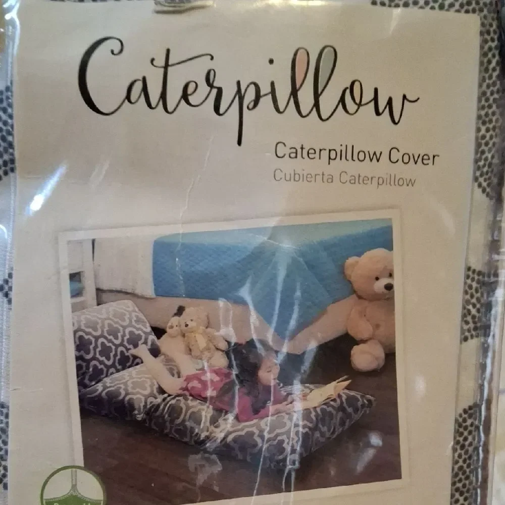 Bedding Lot Casaluna Belgian Flax Sham, Twin XL Sheet Set, Caterpillow Cover